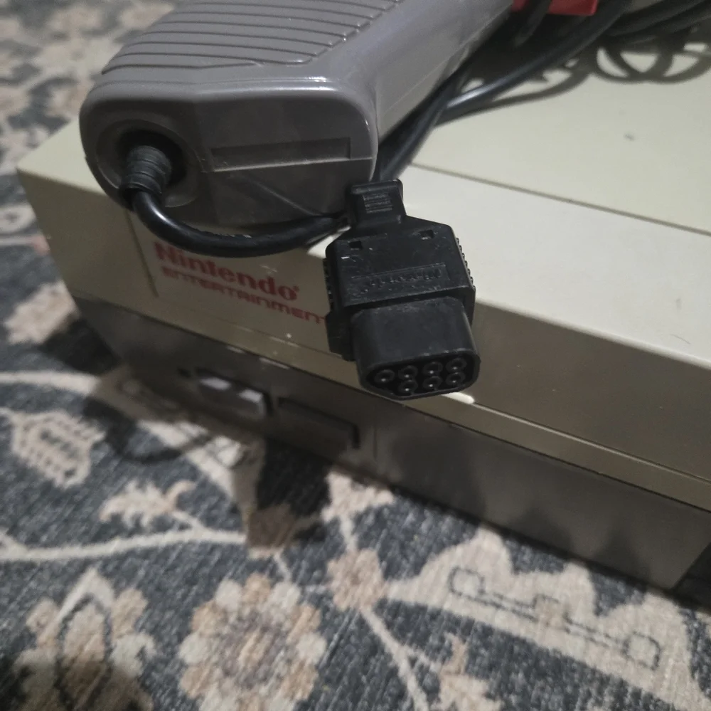 Vintage Nintendo Entertainment System Console - Gray and Black